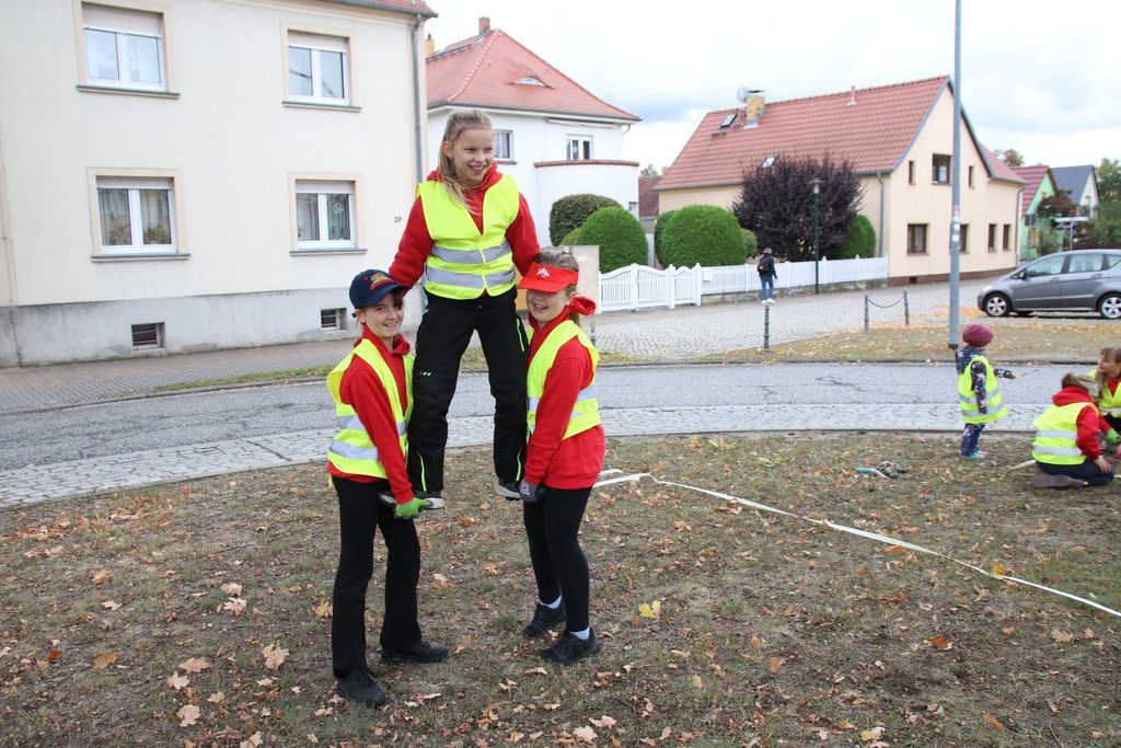 Foto: Kleine Hände, große Wirkung – die Tanzmäuse lassen Falkenberg aufblühen!